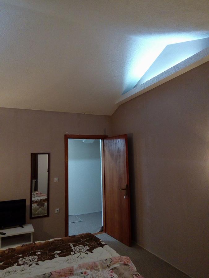 Kafana "Kaj Zoki" Bed & Breakfast Probistip Luaran gambar